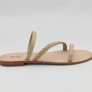 FIND Women's 9.5 Tan Sandals - NEW